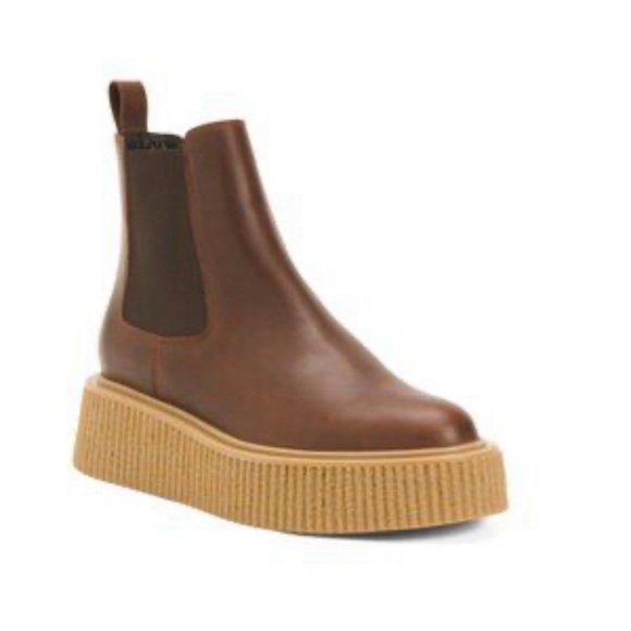 Stylish Brown Ankle Leather Boots. Very Comfortable and perfect for Winter.
